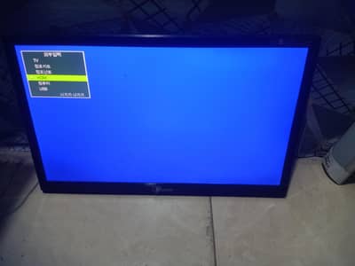 led tv 20" slim . . Korean technology