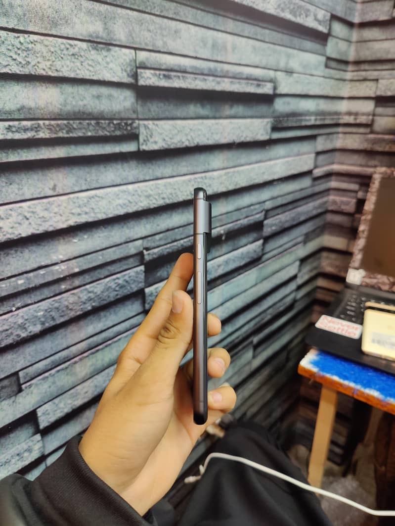 Google Pixel 8 Sim working device 1