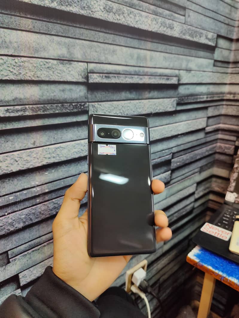 Google Pixel 7pro Sim working  0