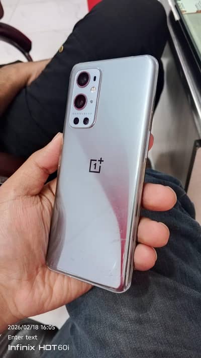 OnePlus 9 pro 12/256