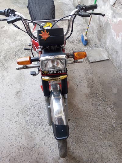 Honda 70 selling