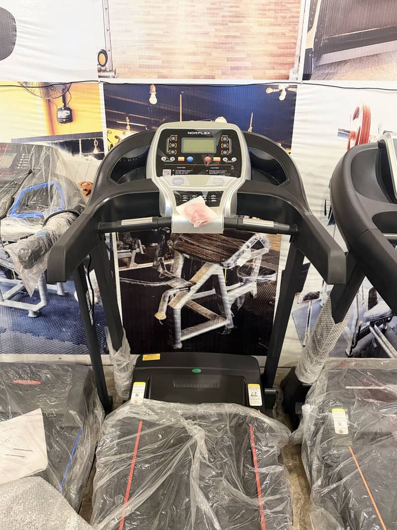 Treadmill / Running machine / Jogging machine / Walking machine 6