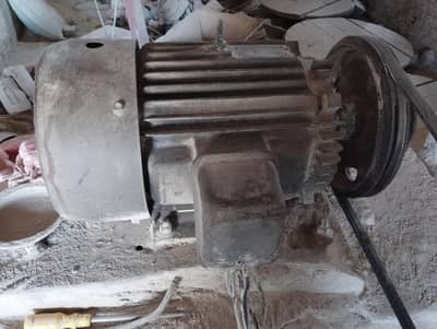 25Hp Toshiba AC motor