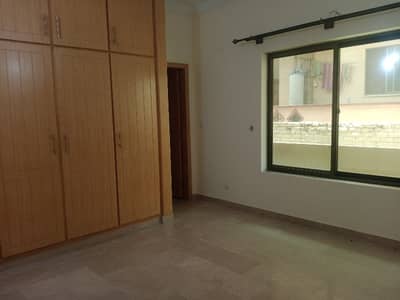 E-11 2 Opposite Men Double Road Full House Triple Story For Rent