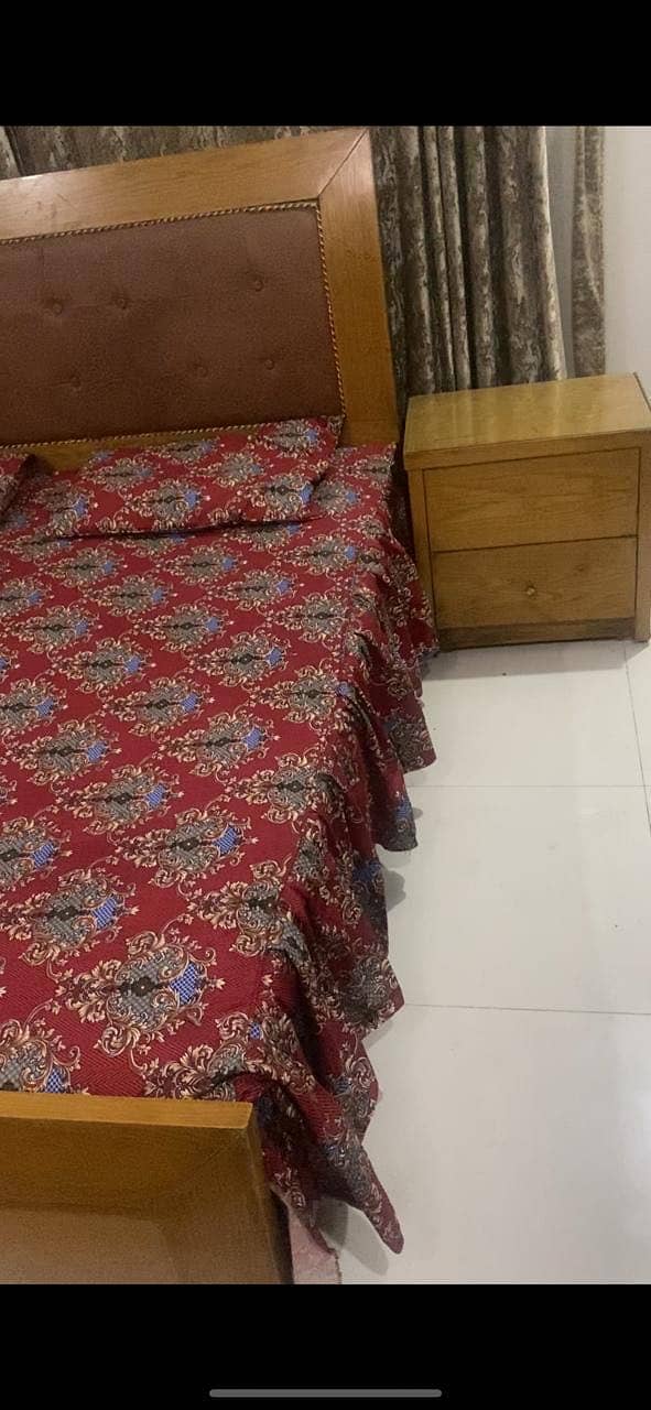 Double bed with dressing 0