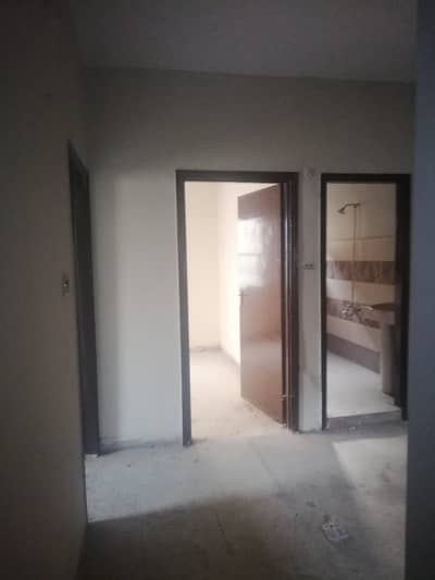 1 bed lounge for bachelor (Females) near johar more