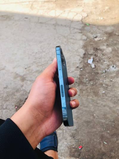 face id ni chl ti baki all ok a  trou ton b chl ti a