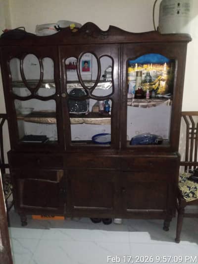 Showcase and 2 Single Bed Mattress for Sale