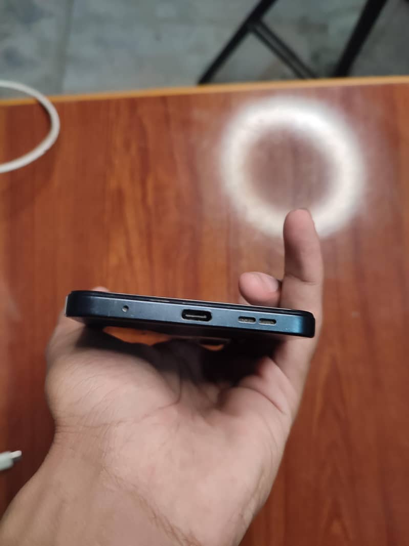 8/128 complete box 0