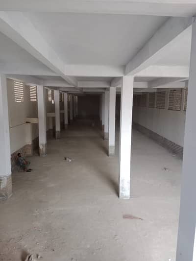 1150 Square Yards Warehouse Ideally Situated In Korangi - Sector 7/A