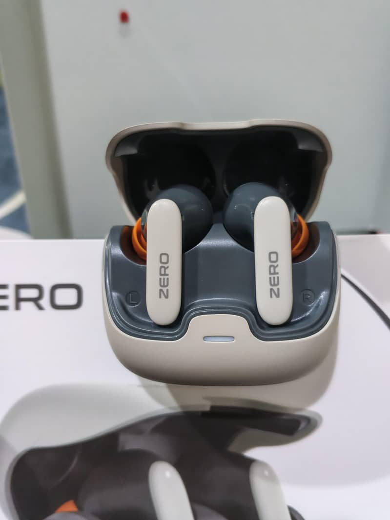 Zero Wave Pro Earbuds 5