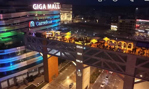 5th Floor Shop for Sale in Giga Boutique Mall ( SKYWALK Floor )