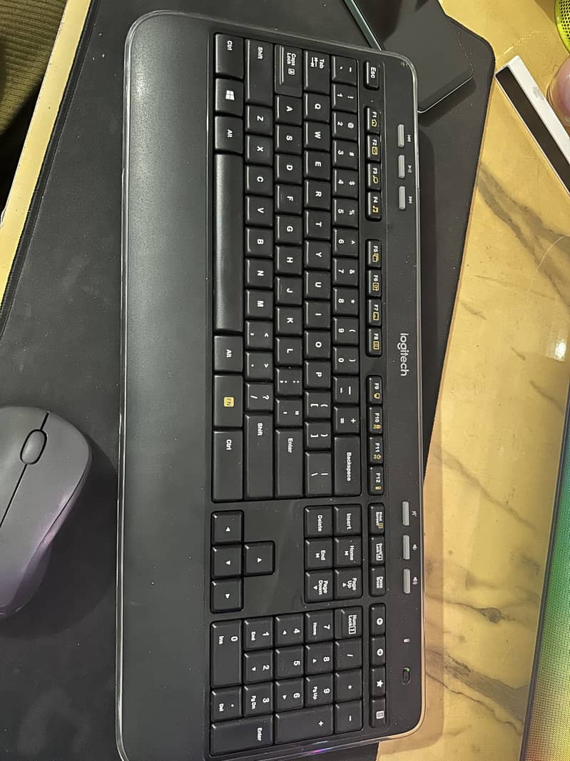 Logitech Wireless Keyboard & Mouse 3