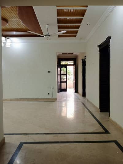 14 Marla Upper Portion In I-8/2