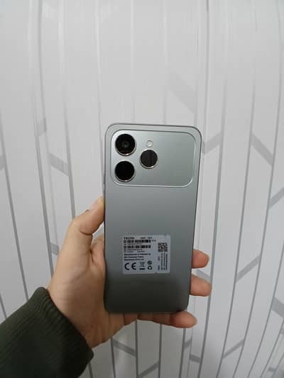 Spark 40 Just Box Open