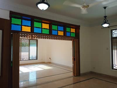 Ready To Rent A Lower Portion 1 Kanal In I-8/2 Islamabad