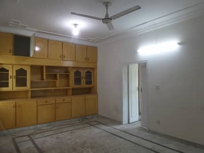 14 Marla Upper Portion For rent In I-8/3