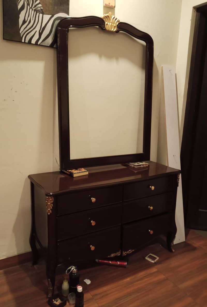 king Bed 9