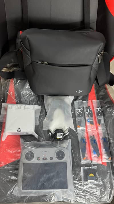 Dji mini 4 Pro Fly More Combo New Cycle 0+0+0