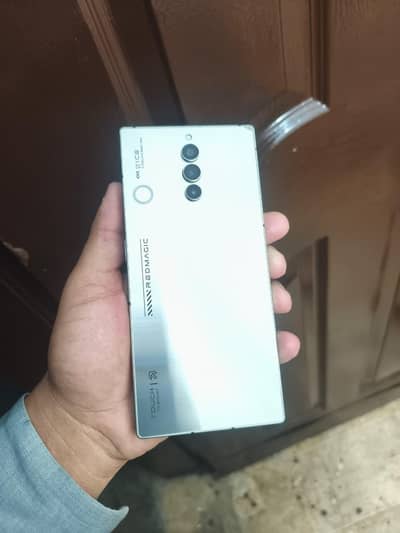 Redmagic 8s pro 12/256 c. p. d approved