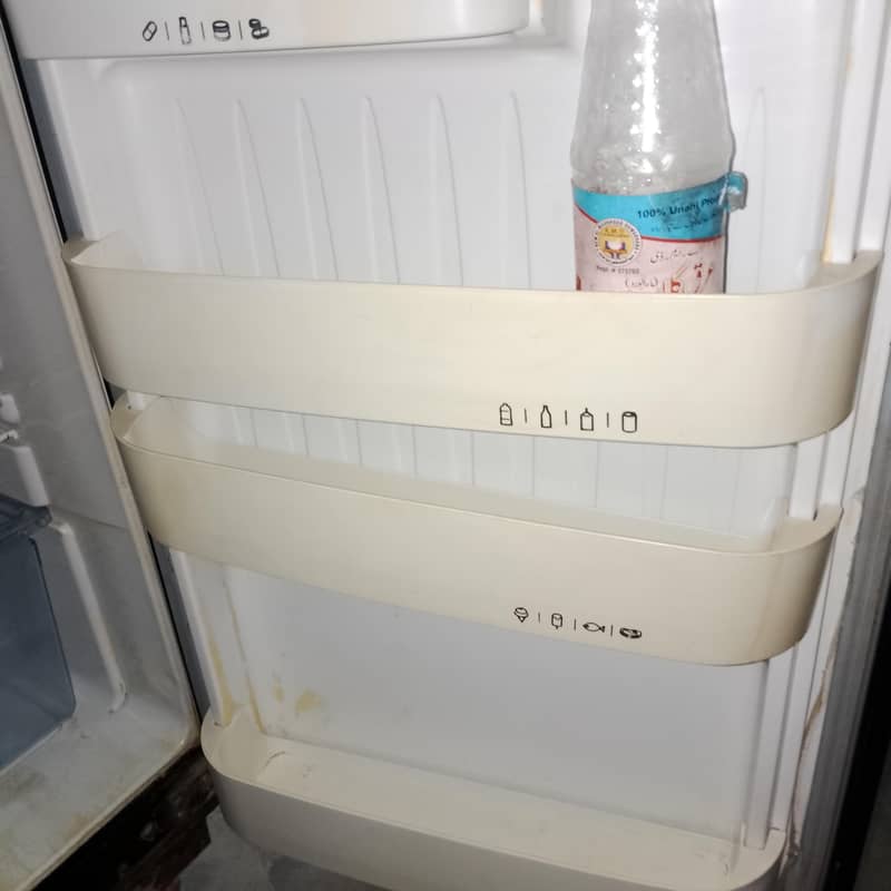 orient fridge 12