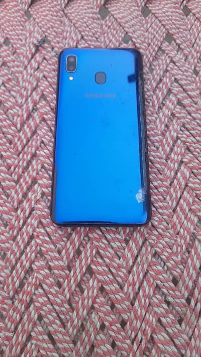 Samsung Galaxy A20