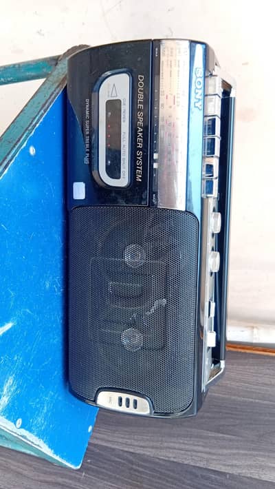 radio sony company  bilkul new