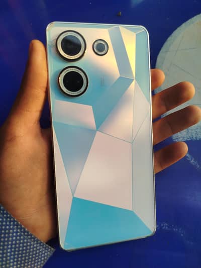 TECNO CAMON 20