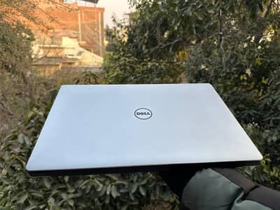 Dell Precision 5520 i7 7700HQ