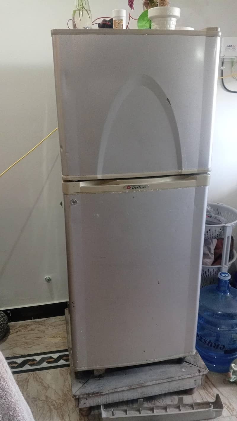 DAWLANCE FRIDGE 2