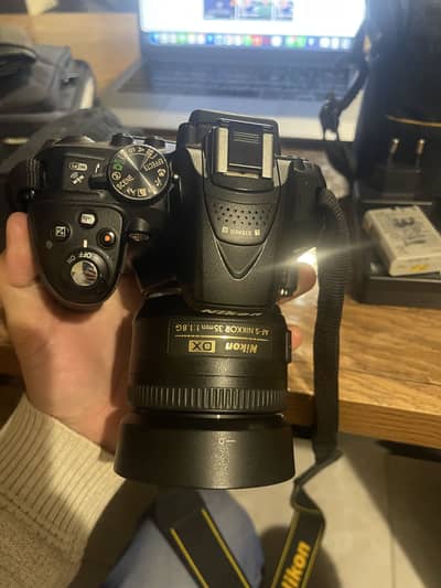 Nikon D5300 with 2 lens Lush Condition