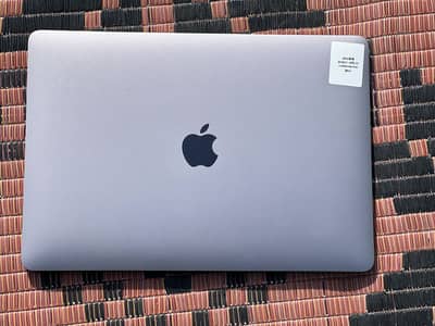 Macbook Pro 2019| 8gb| 128gb