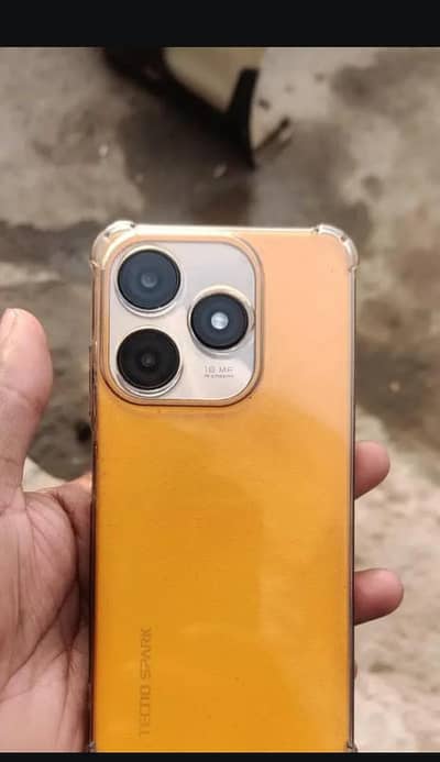 Tecno spark 10c 4+4gb 128gb condition 10 by 9 original phone with box.