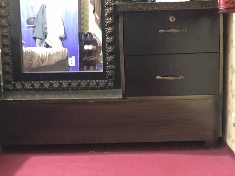 King size bed side table, dressing & showcase 2