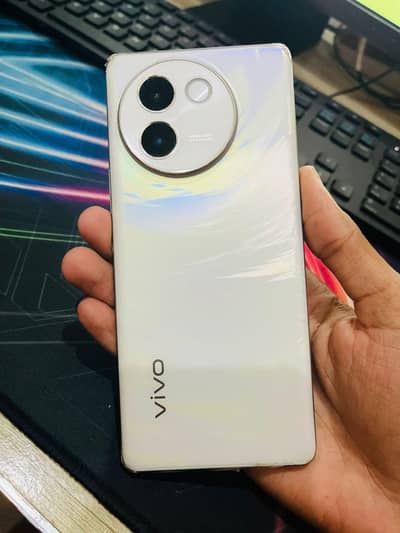 vivo v30e 256 android 15