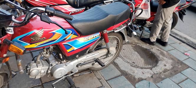 Honda CD70 New Condition Urgent sell