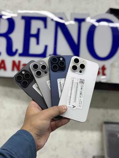 IPhome 15 ProMax Sim Lock Kits Excellent Condition