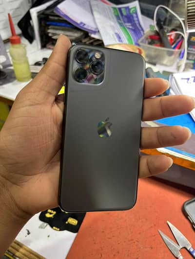 apple first triple camera phone