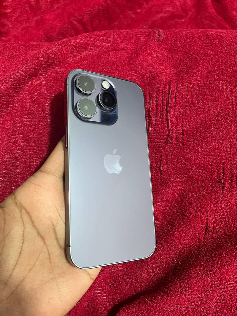 iPhone 14 pro 2