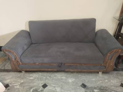 sofa cumbed good condition