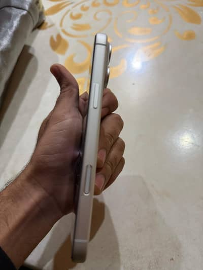 iphone 17 pro max whit