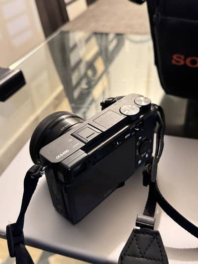 Sony A6400 Almost new condition 10/10