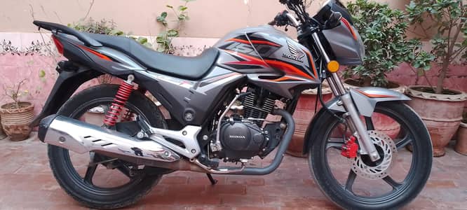 Honda CB 150F Fresh condition