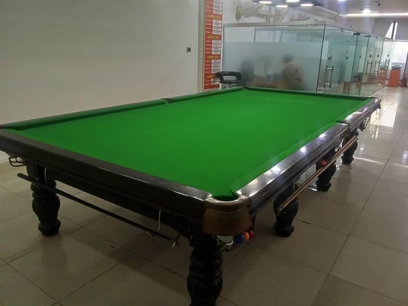 Snooker Table 0