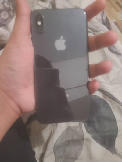 iphone x 64 gb. 74 health no problem. all ok