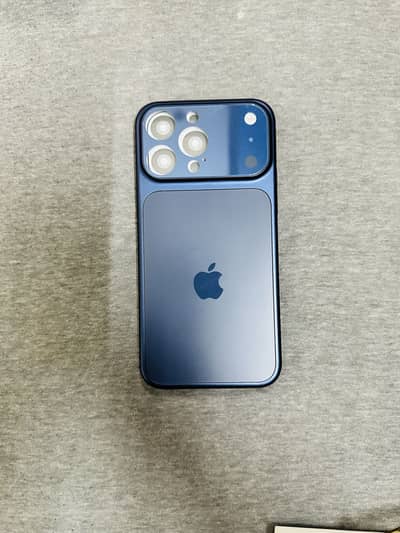 Iphone 14 pro max wo 17 pro max cover