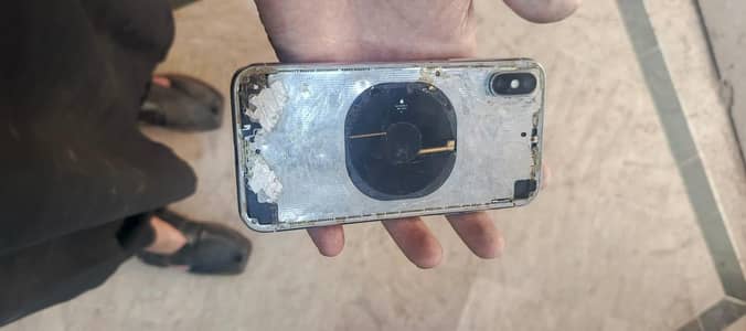 iphone x pta approve GB256 damage ke bad mobile on Nahin ho raha hai