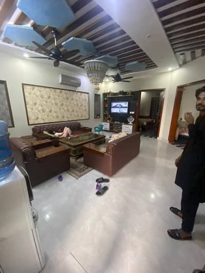 10 marla uper portion for rent LDA Avenue 1