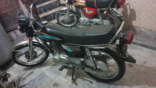 lush condition Honda 125