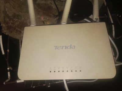 Tenda WiFi device
